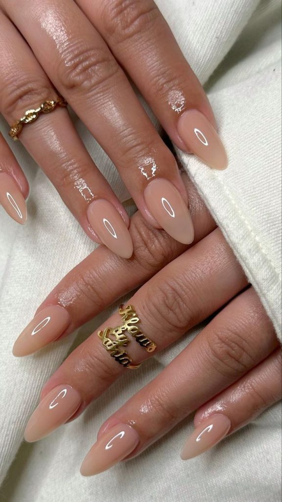 nude nail trends