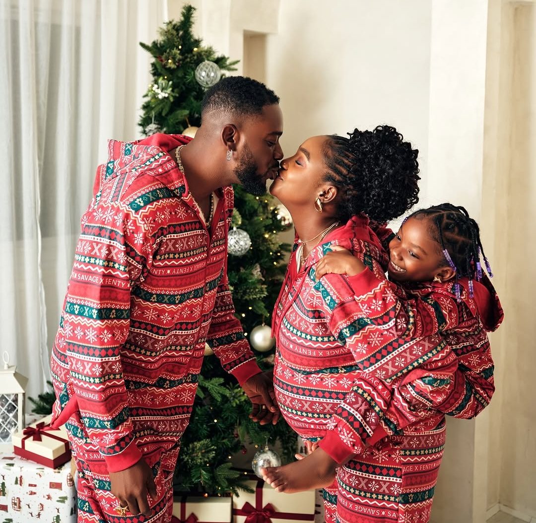 Simi is pregnant with second two