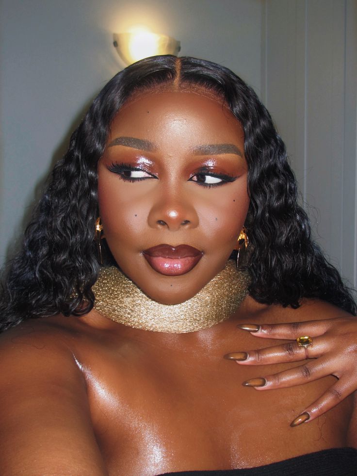 glossy lids and wet eye makeup