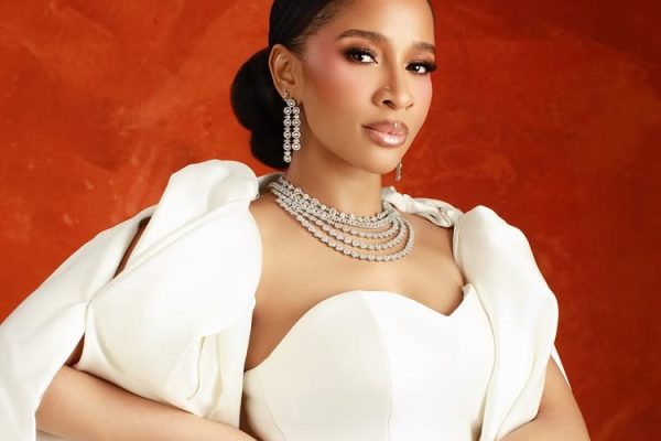 adesua etomi birthday