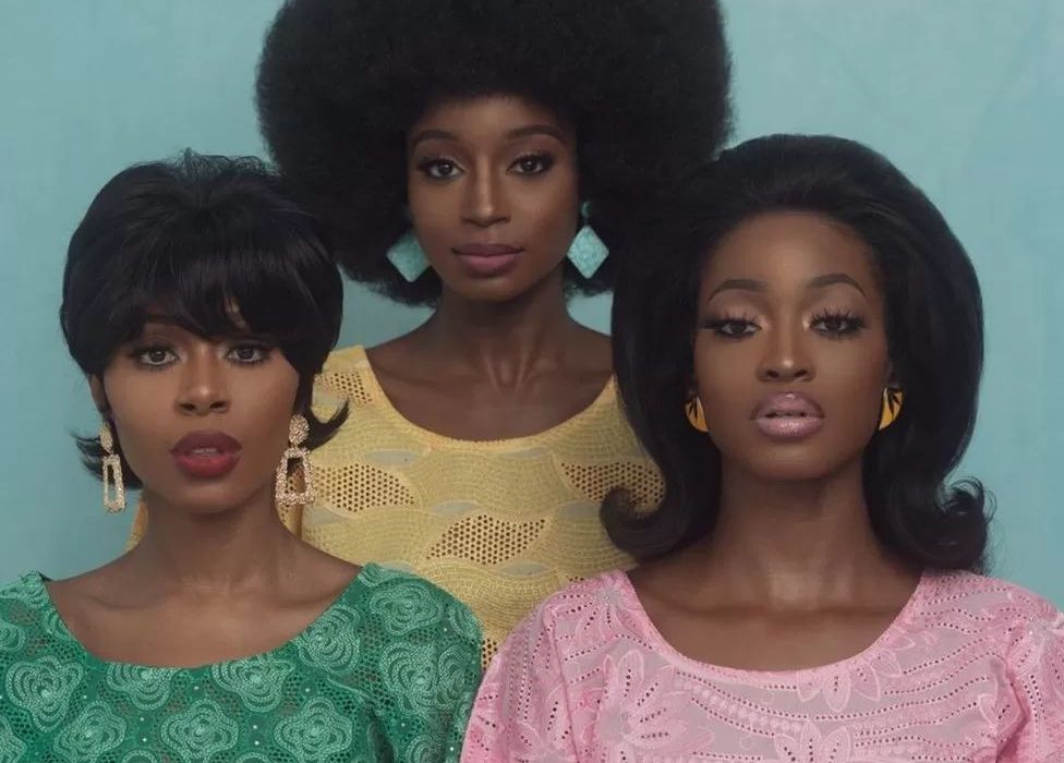 three african women olds school